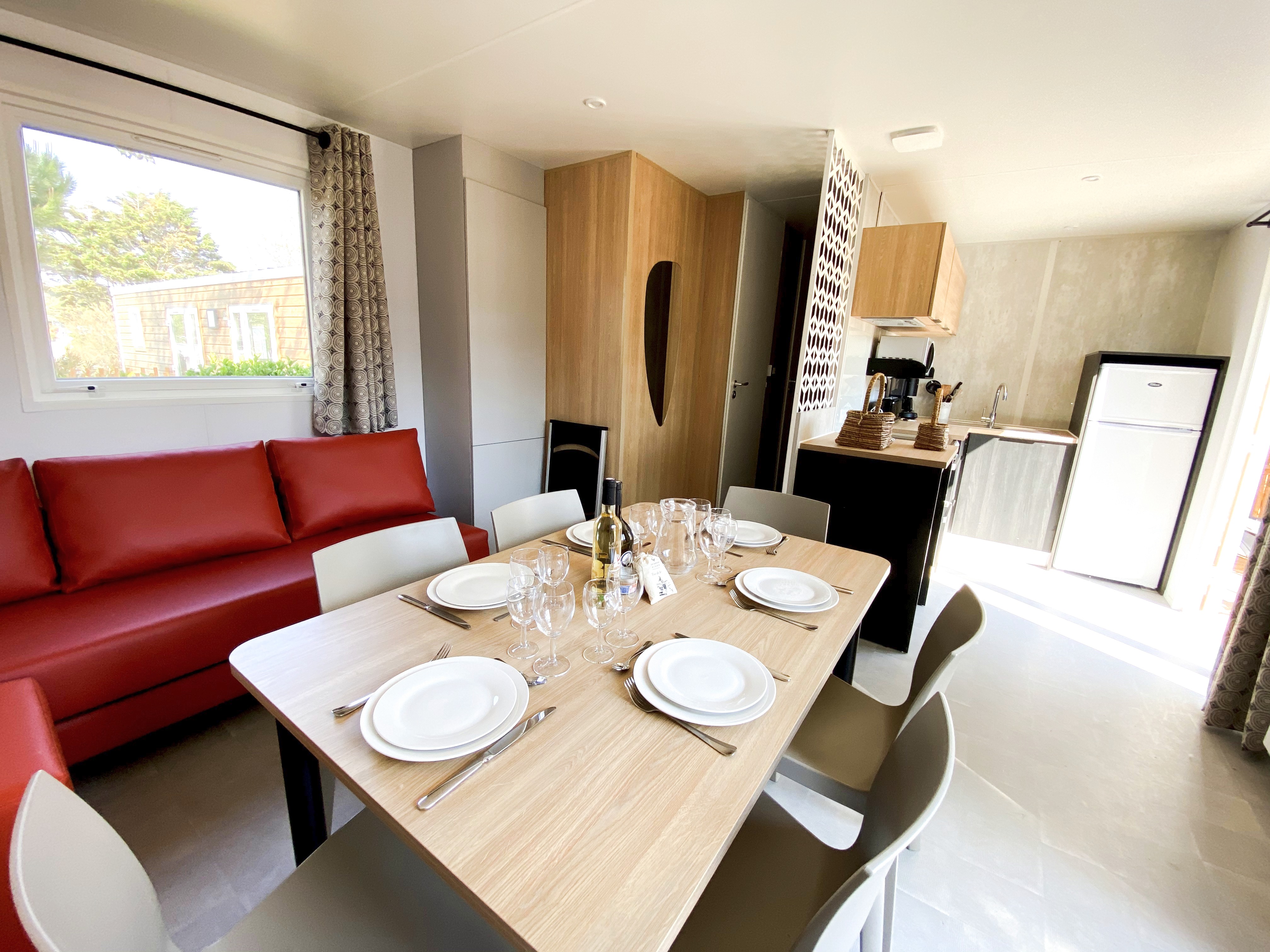 Spacious living room | Sunêlia Luxury 6 people | Mobile home rental Ile de Ré