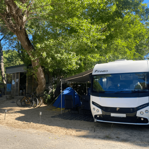 luxury camping pitch in a 5 star campsite in france by the sea