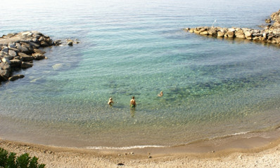 Villaggio dei Fiori spiaggetta.JPG