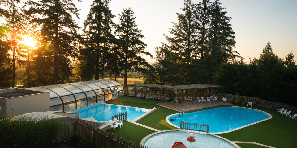 Camping - Sunelia - Le Sequoïa piscine 1.jpg