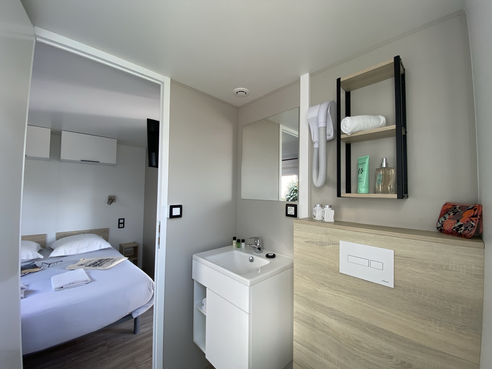 Chambre double avec salle de douche | Sunêlia Prestige 6 personnes