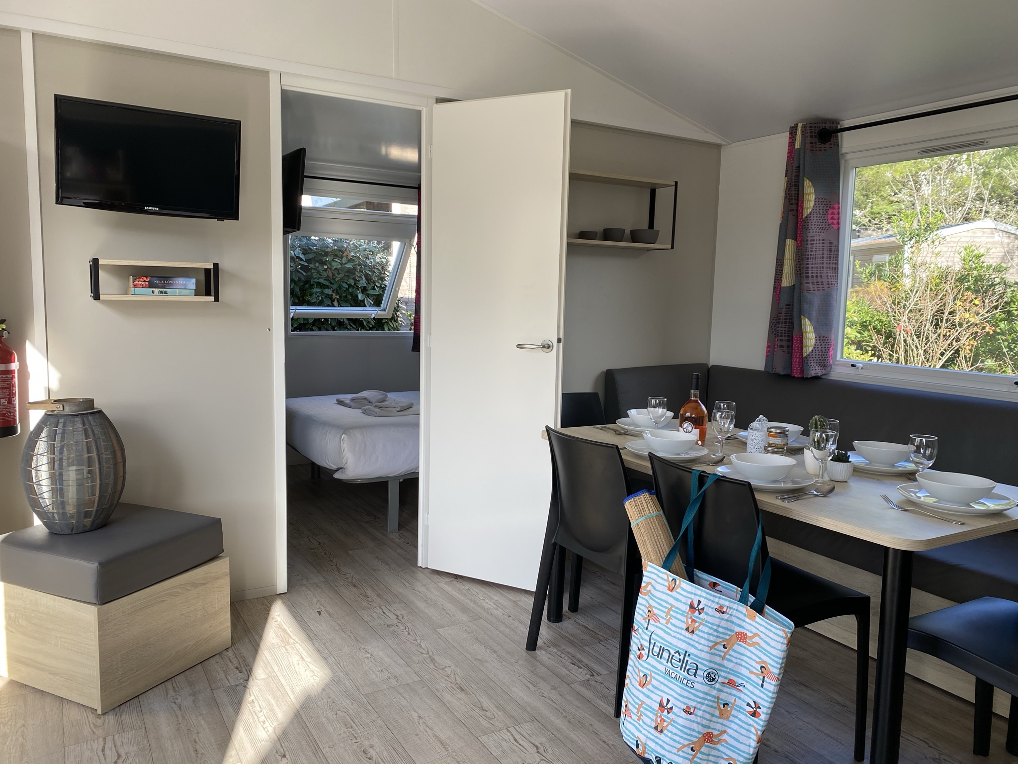 Woonkamer | Sunêlia Prestige 6 personen | Verhuur van stacaravans op ile de re