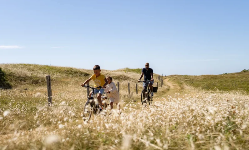 Fietsen met het gezin op een route rond Les Sables-d'Olonne.